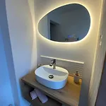 Cocon Diamant - Nuit Romantique - Jacuzzi Et Sauna - Hyper-centre كومبيينْيِ