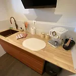 Cocon Diamant - Nuit Romantique - Jacuzzi Et Sauna - Hyper-centre كومبيينْيِ