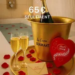 Cocon Diamant - Nuit Romantique - Jacuzzi Et Sauna - Hyper-centre شقة كومبيينْيِ