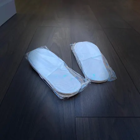 شقة Cocon Diamant - Nuit Romantique - Jacuzzi Et Sauna - Hyper-centre كومبيينْيِ