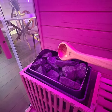 Cocon Diamant - Nuit Romantique - Jacuzzi Et Sauna - Hyper-centre アパート コンピエーニュ