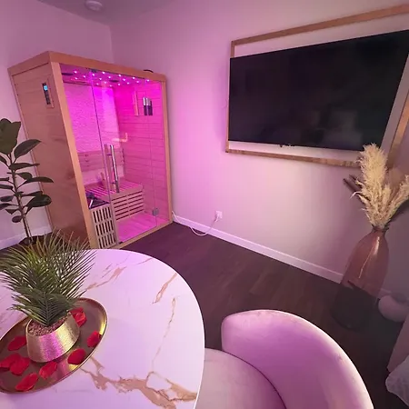 Cocon Diamant - Nuit Romantique - Jacuzzi Et Sauna - Hyper-centre Компьень